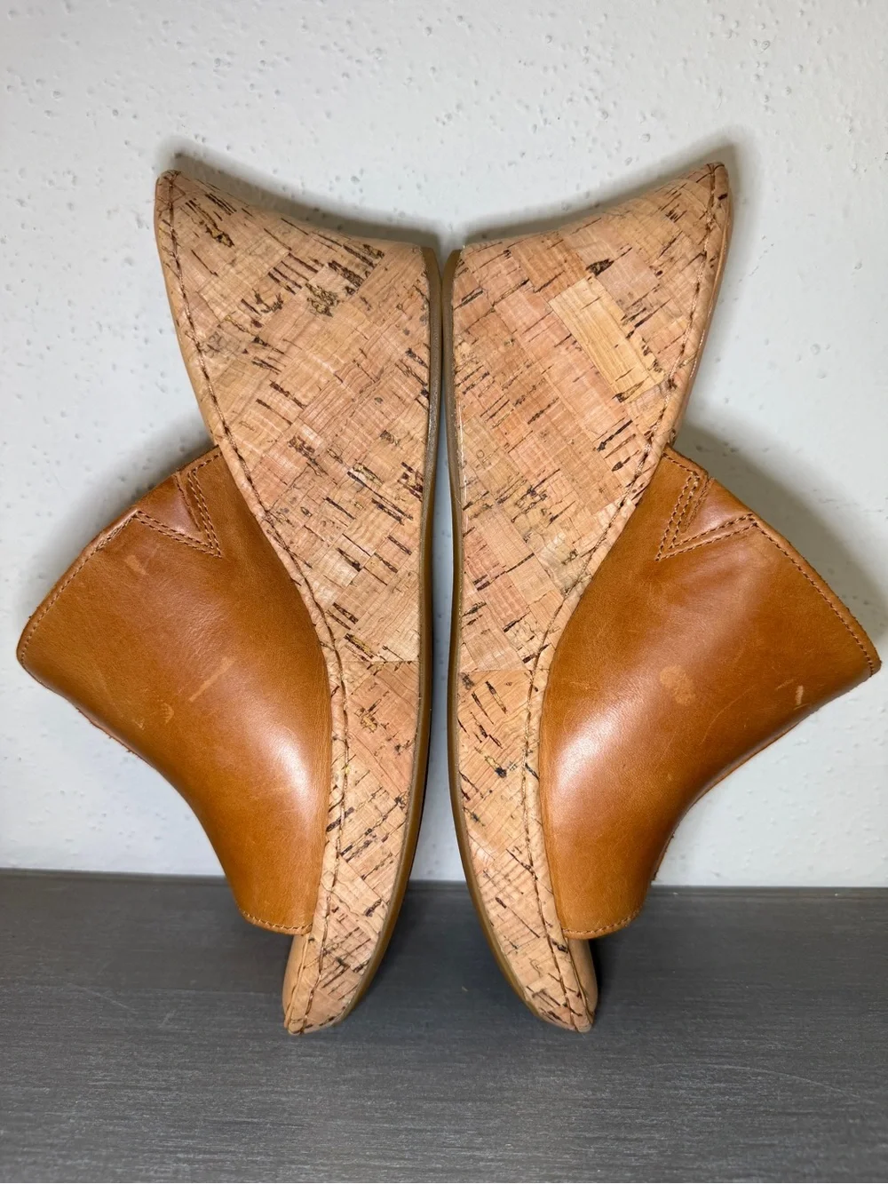 Born Womens Sz 10M Arie Natural Full Grain Leather Platform Wedge Sandals Shoes